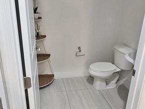 1765 NW 124th Pl, Pembroke Pines FL 33028