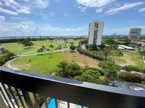 2400 Presidential Way 1104, West Palm Beach FL 33401