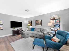 1200 NE 17th Ct 3, Fort Lauderdale FL 33305