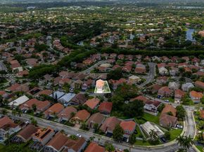 303 Bridgeton Road, Weston FL 33326