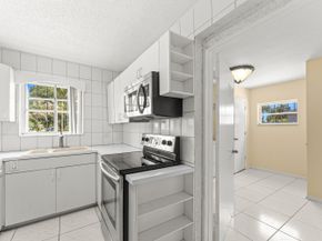 610 SW 10th Court, Deerfield Beach FL 33441