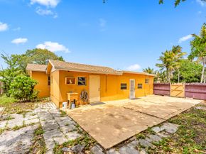 610 SW 10th Court, Deerfield Beach FL 33441