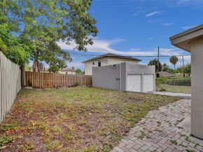 924 Mcintosh Street, West Palm Beach FL 33405