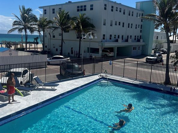 321 Wilson St 204A, Hollywood FL 33019