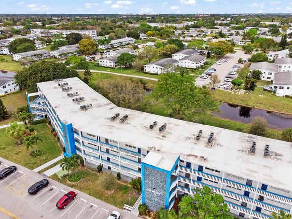 2106 Newport U 2106, Deerfield Beach FL 33442