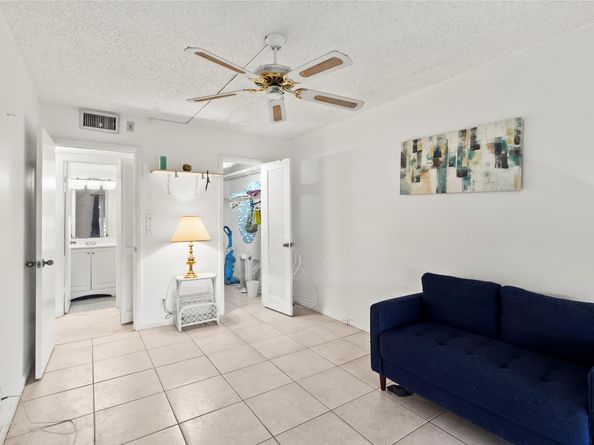 2106 Newport U 2106, Deerfield Beach FL 33442