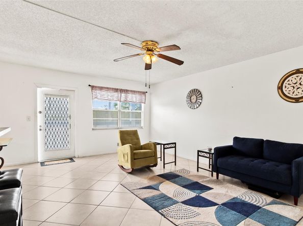 2106 Newport U 2106, Deerfield Beach FL 33442