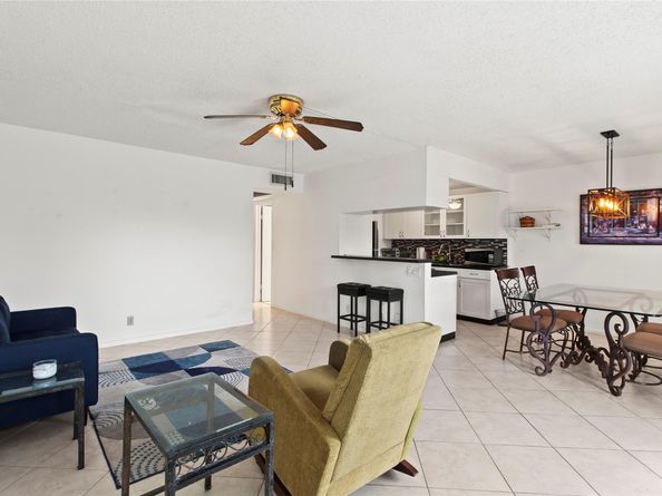 2106 Newport U 2106, Deerfield Beach FL 33442