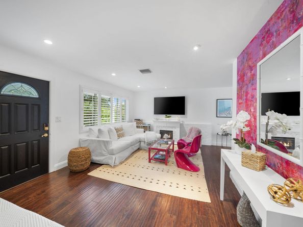 145 Gregory Place, West Palm Beach FL 33405