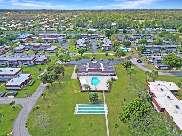 12022 W Greenway 206 Drive 206, Royal Palm Beach FL 33411