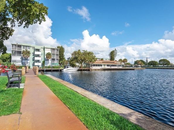 2781 Taft St 110, Hollywood FL 33020
