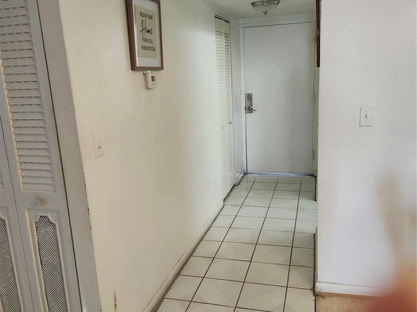 2840 Somerset Dr 404 M, Lauderdale Lakes FL 33311