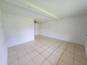 70 NE 202 Te T12, Miami Gardens FL 33179
