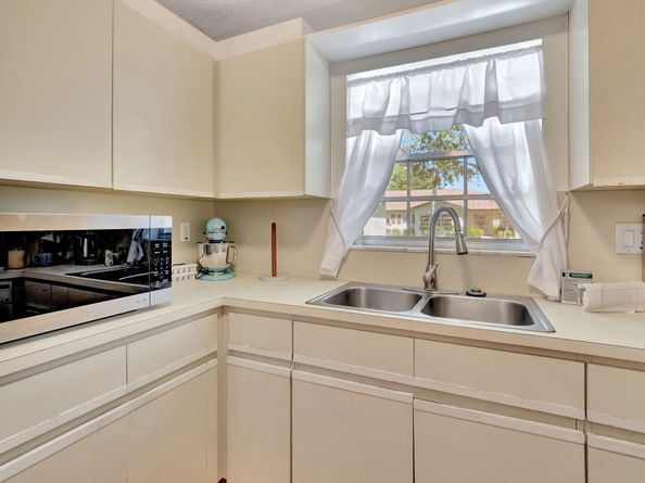 14110 Nesting Way A, Delray Beach FL 33484