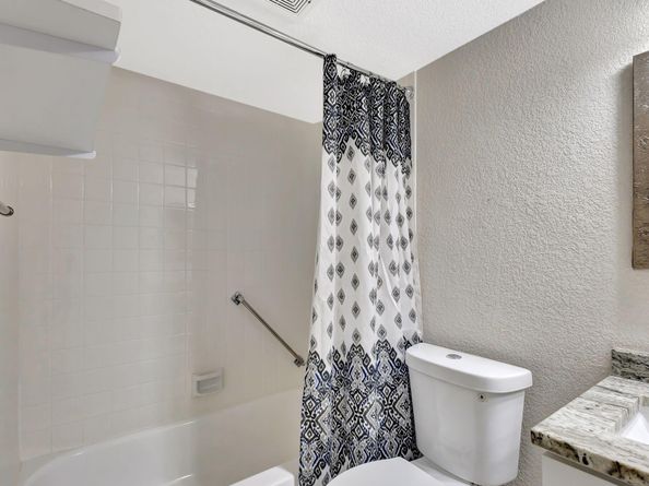 4700 Lucerne Lakes Boulevard 206, Lake Worth FL 33467