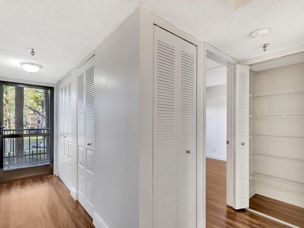 4700 Lucerne Lakes Boulevard 206, Lake Worth FL 33467