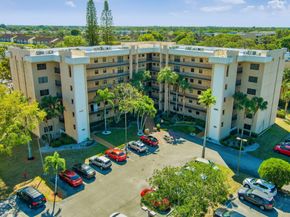 4700 Lucerne Lakes Boulevard 206, Lake Worth FL 33467