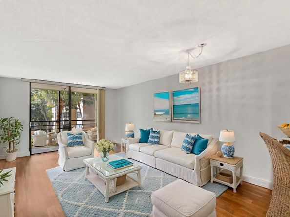 4700 Lucerne Lakes Boulevard 206, Lake Worth FL 33467