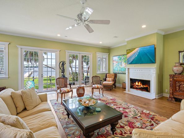 122 S Lake Drive, Lantana FL 33462