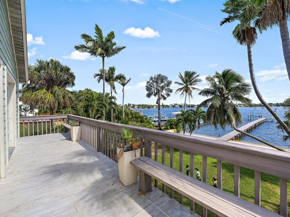 122 S Lake Drive, Lantana FL 33462
