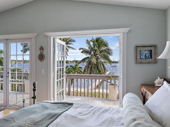 122 S Lake Drive, Lantana FL 33462
