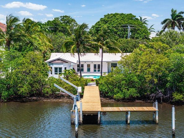 720 N Atlantic Drive, Lantana FL 33462
