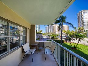 1985 S Ocean Drive Lp, Hallandale Beach FL 33009