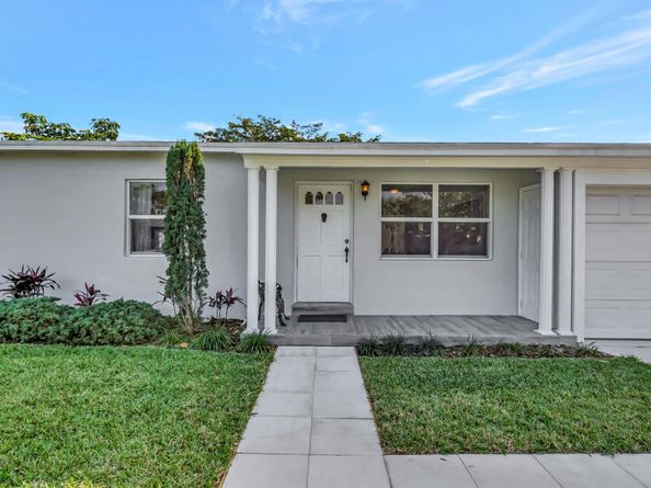 234 NE 20th Street, Delray Beach FL 33444