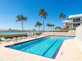 140 Inlet Way 312, Palm Beach Shores FL 33404