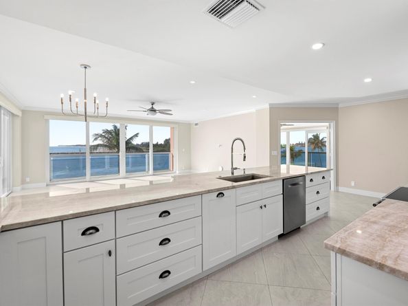 140 Inlet Way 312, Palm Beach Shores FL 33404