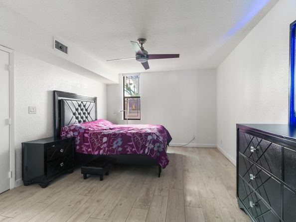 9592 SW 1st Ct 13F, Coral Springs FL 33071