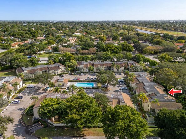 9592 SW 1st Ct 13F, Coral Springs FL 33071