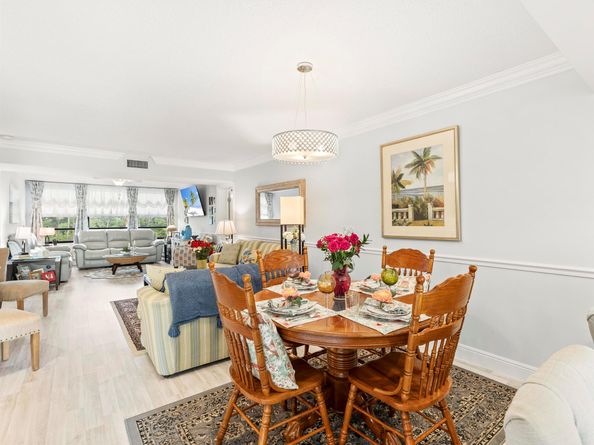 6073 Balboa Circle Circle 403, Boca Raton FL 33433