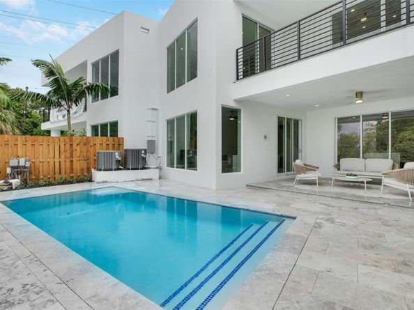 1133 NE 18 Court 1133, Fort Lauderdale FL 33305