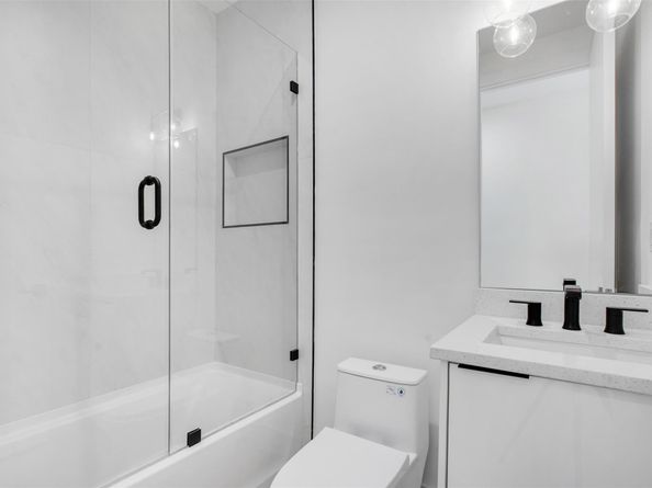 1133 NE 18 Court 1133, Fort Lauderdale FL 33305