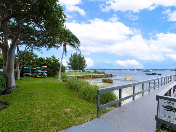 5600 N Flagler Drive 209, West Palm Beach FL 33407