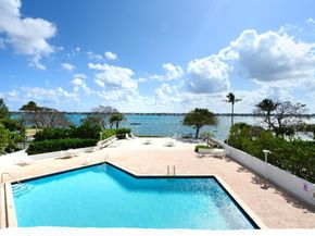 5600 N Flagler Drive 209, West Palm Beach FL 33407