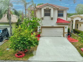4940 Pelican Manor