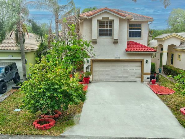 4940 Pelican Manor, Coconut Creek FL 33073