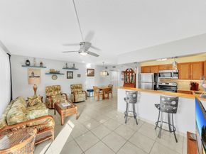 105 Oxford 100 105, West Palm Beach FL 33417