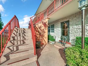 105 Oxford 100 105, West Palm Beach FL 33417