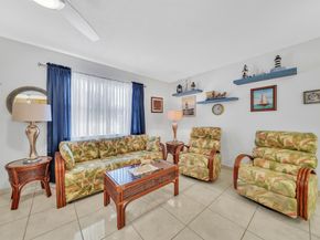 105 Oxford 100 105, West Palm Beach FL 33417