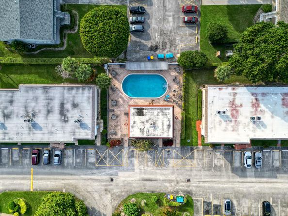 105 Oxford 100 105, West Palm Beach FL 33417