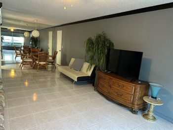 6345 Bay Club Dr