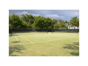 6345 Bay Club Dr 1, Fort Lauderdale FL 33308