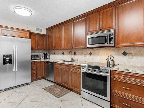 7129 Promenade Drive 102, Boca Raton FL 33433