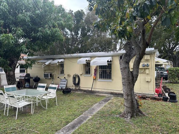 511 51st Street, West Palm Beach FL 33407