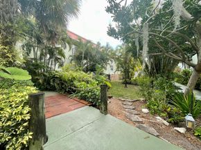 809 W Oakland Park Blvd J12, Oakland Park FL 33311
