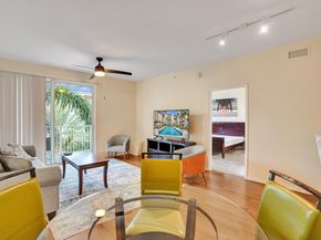 804 E Windward Way 521, Lantana FL 33462