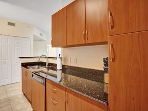 804 E Windward Way 521, Lantana FL 33462